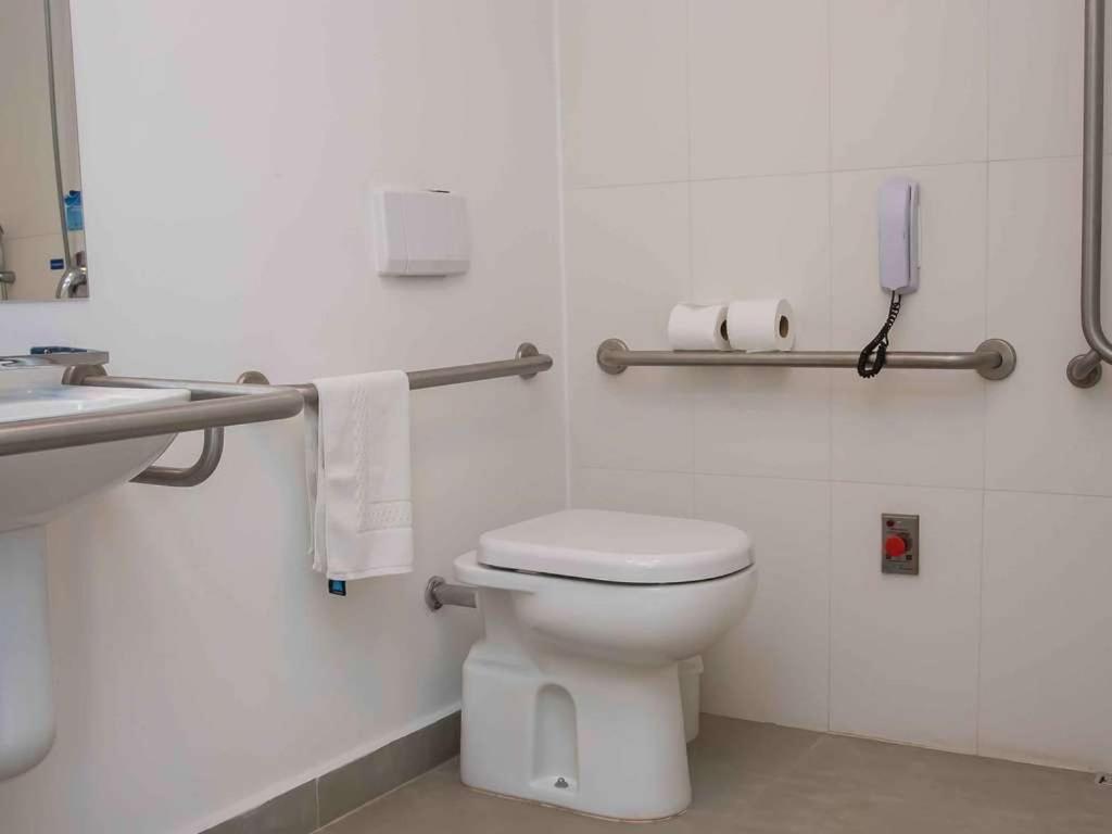 Ibis Budget Campinas Aquidaban Exterior foto